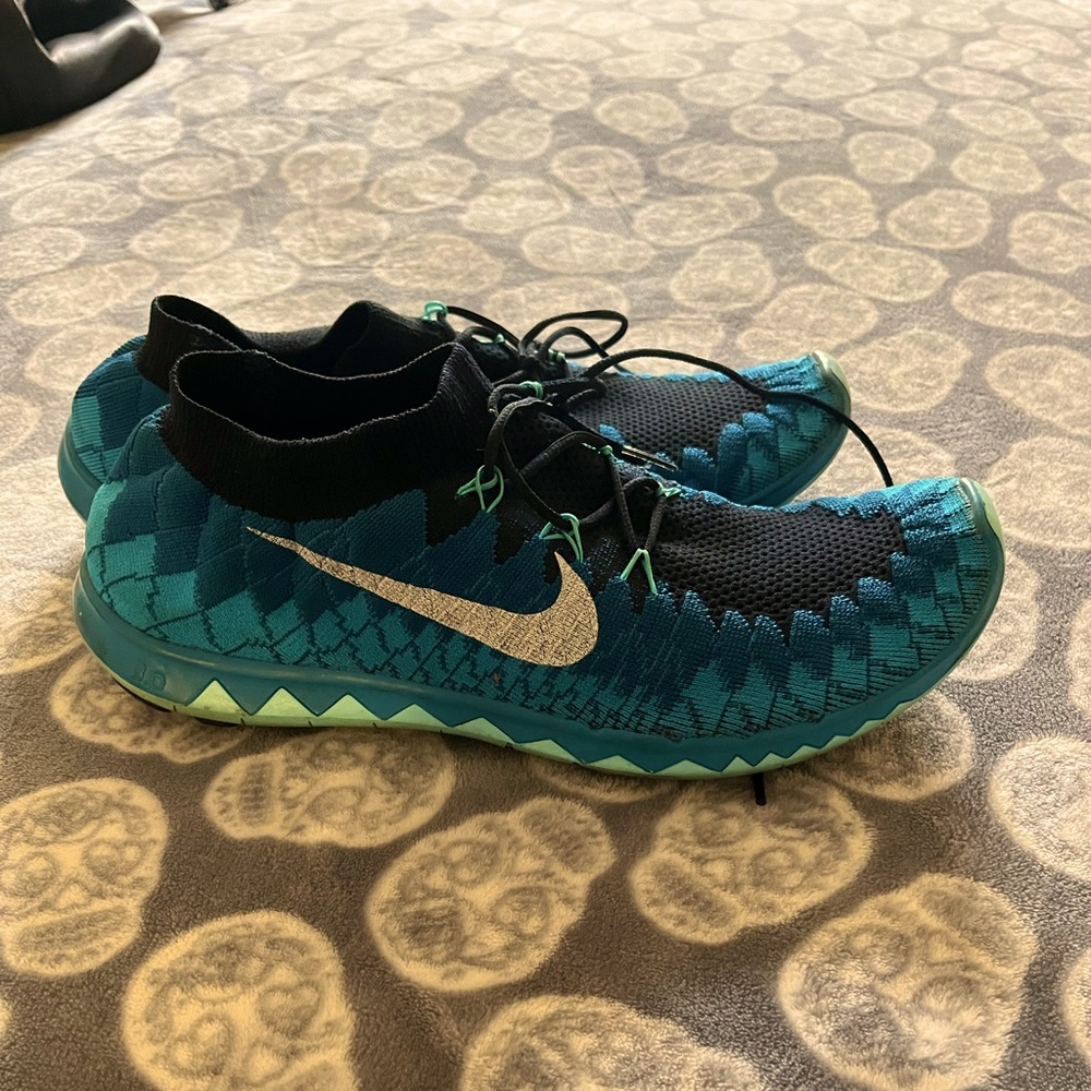 Nike 11.5 Free Runners